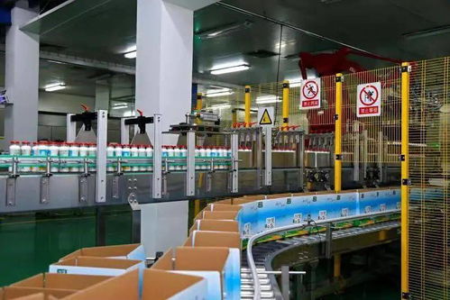 囑托指引風帆勁 砥礪奮進譜新篇 生態建設耕耘路 青山綠水畫赤峰